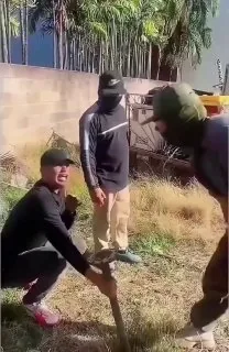 差点就暴露了😂